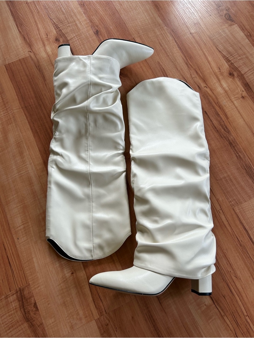 Nine West Point Toe Overlay Knee Length Boots in White Women’s Size 8 Slouchy